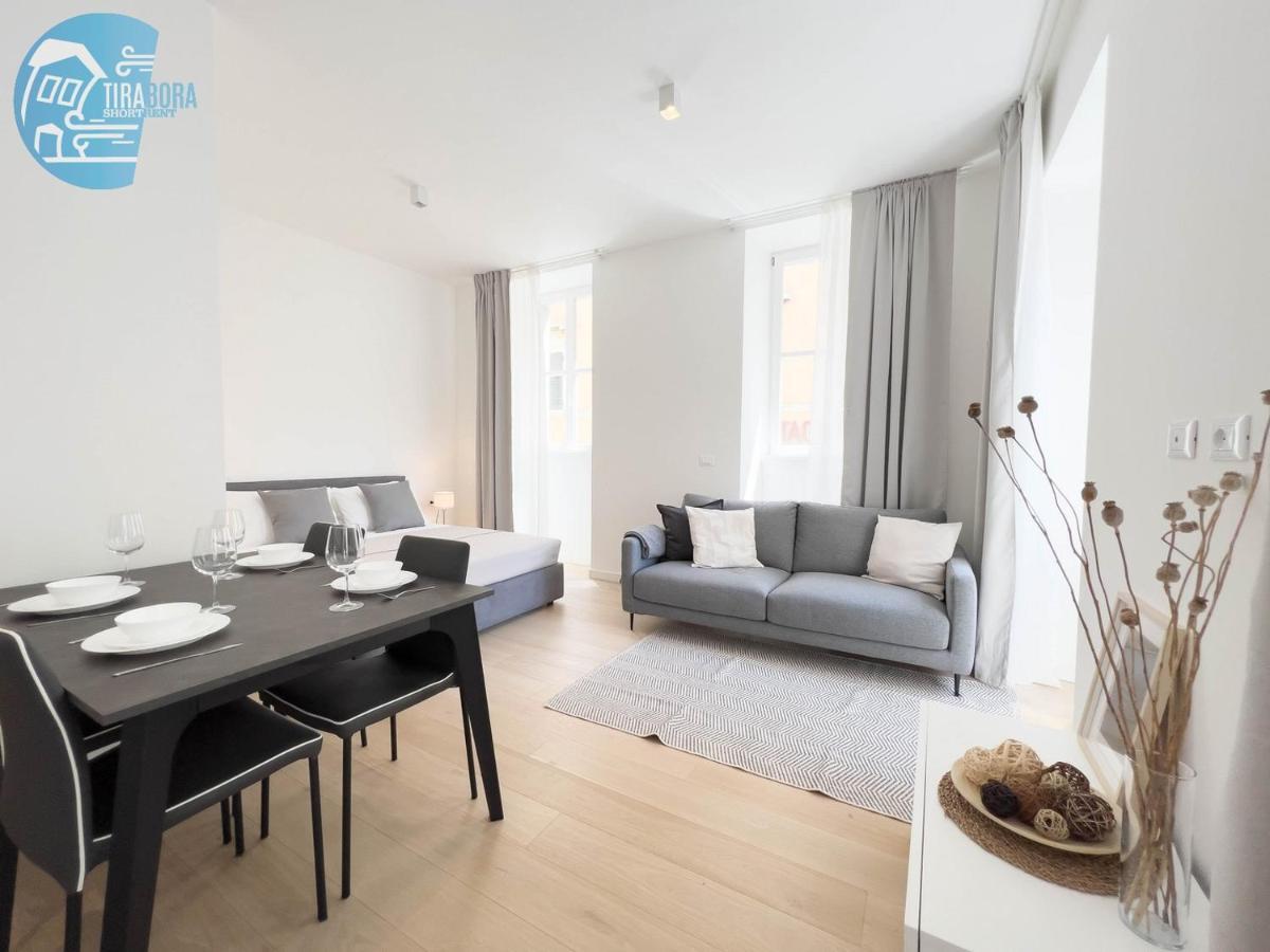 Cavana 3 Tirabora Short Rent Apartment Trieste Ngoại thất bức ảnh