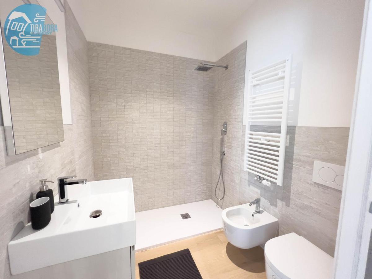 Cavana 3 Tirabora Short Rent Apartment Trieste Ngoại thất bức ảnh